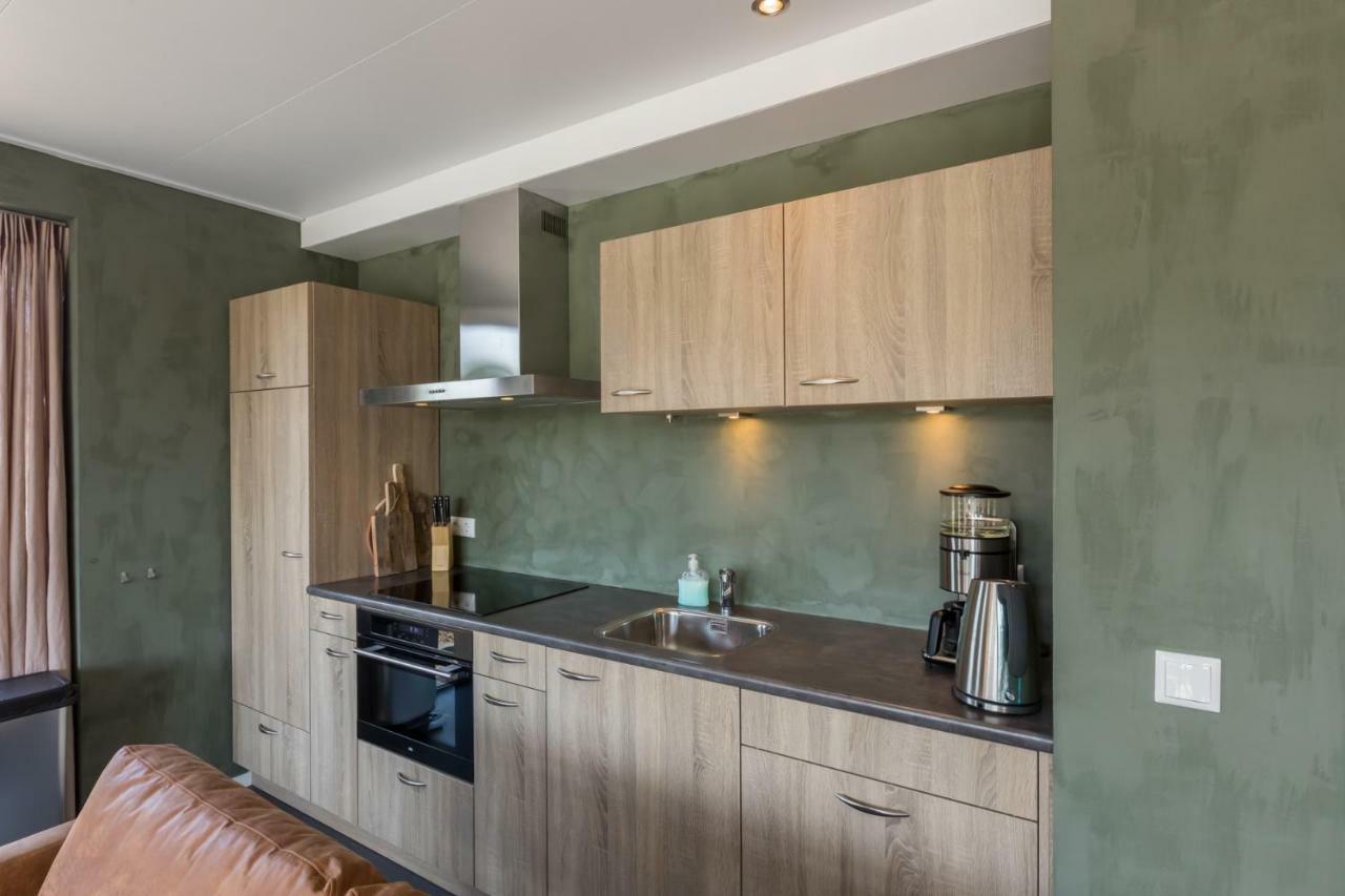 Welcome In - 6 En 12 Personen, Vroondijk In Ferienhaus